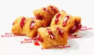 KFC Strawberry Crème Pie Poppers: 4 strawberry & crème pie poppers in a buttery crust